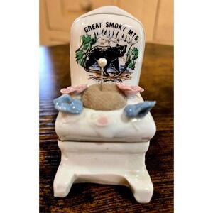 Vintage Souvenir Pin Cushion, porcelain Great Smoky Mtns bear logo rocking chair